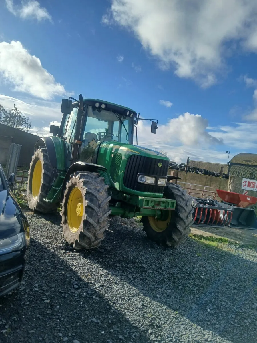 John Deere 6820 - Image 4