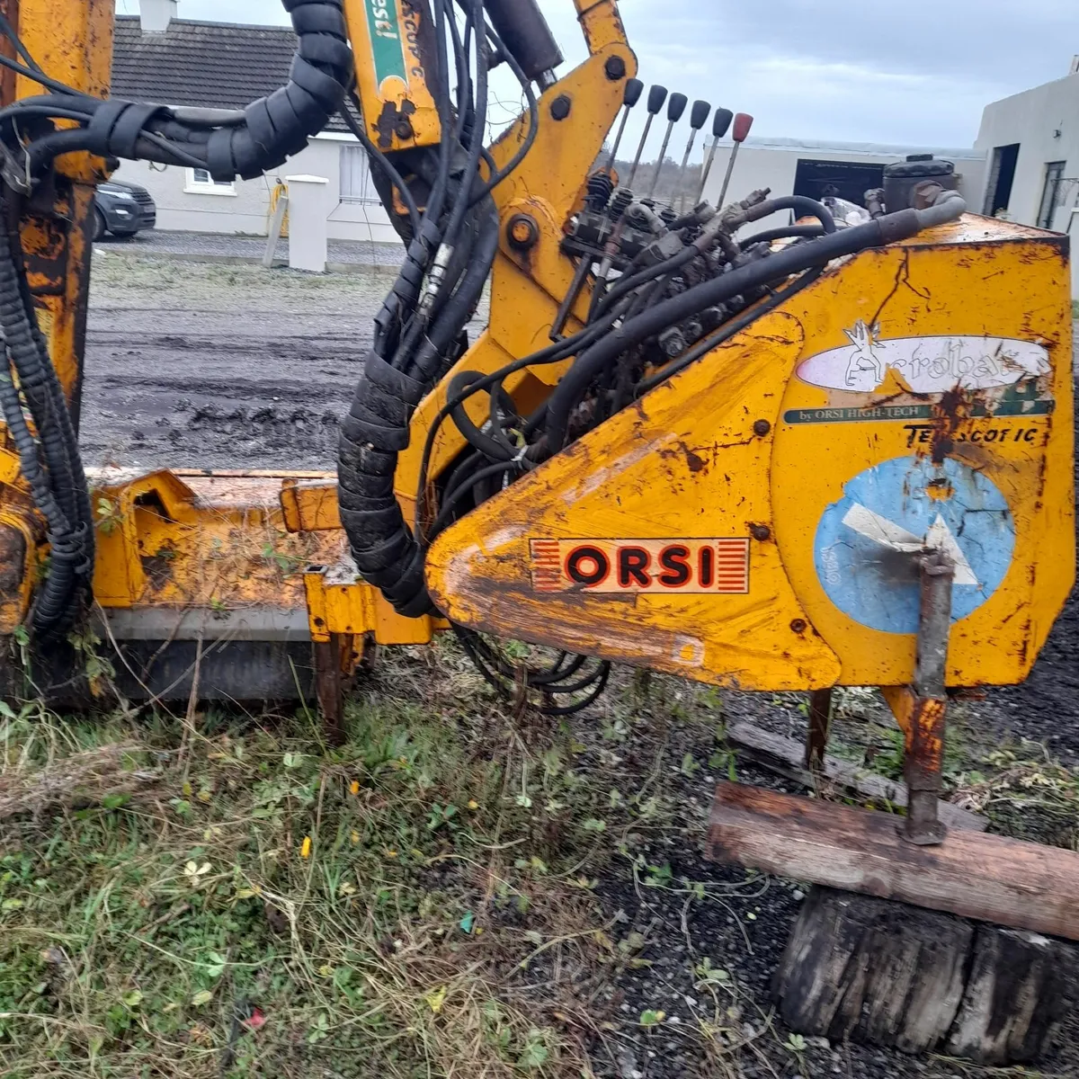 Hedge cutter. - Image 2