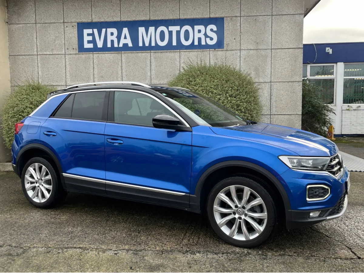 Volkswagen T-Roc SPORT AUTOMATIC 2.0 DIESEL //LOW - Image 3