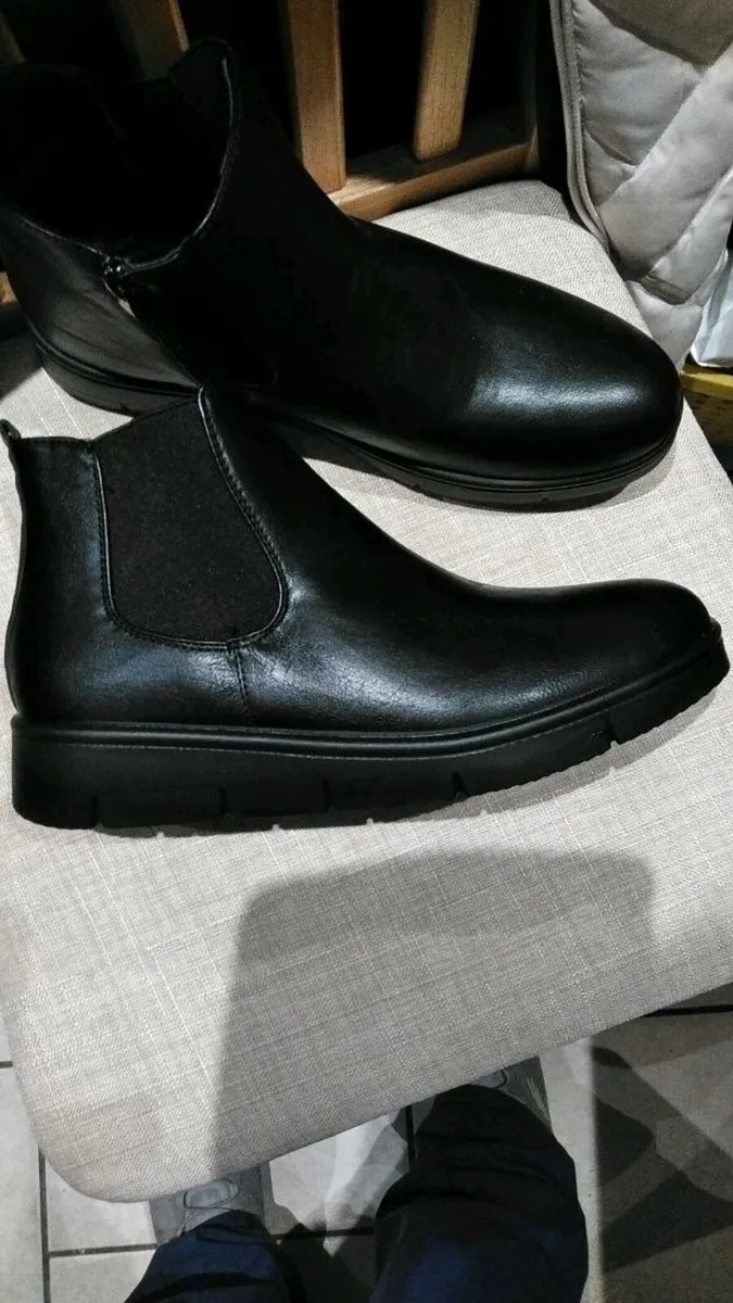 Ladies ankle boots - Image 2