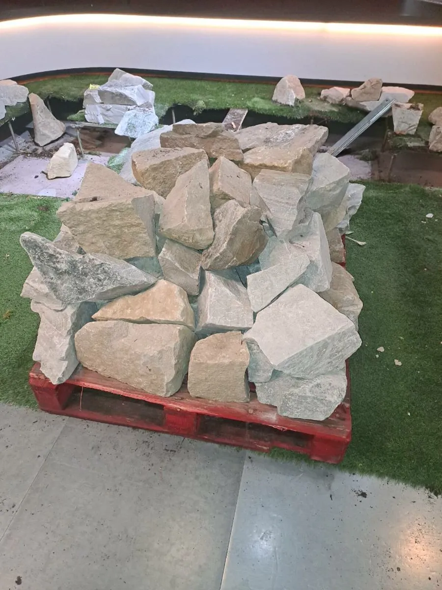 Landscaping rocks - Image 1