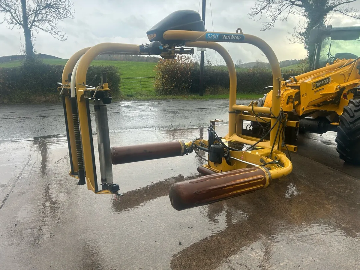 Tanco s200 bale rapper - Image 1