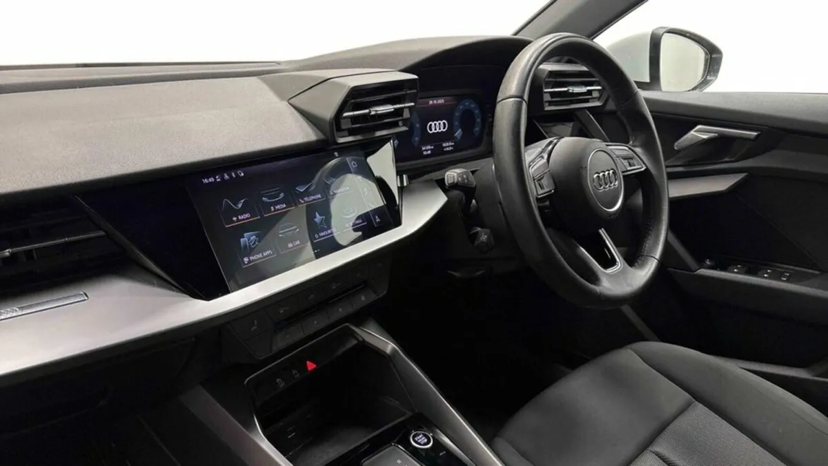 2.0 TDI 35 Technik Sportback 5dr Diesel S Tronic E - Image 4