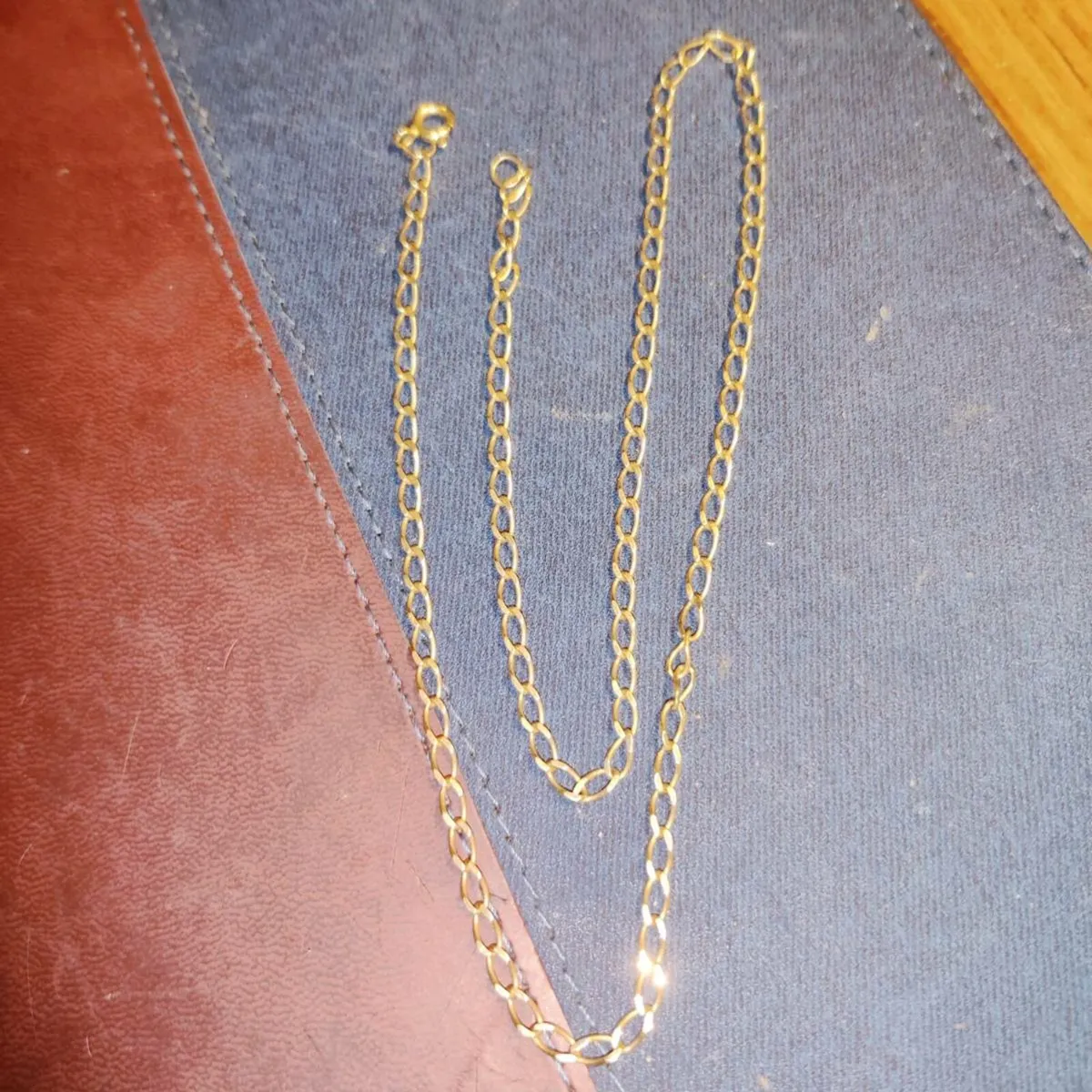 CIRCLE LINKS, 9CT Old Gold 5 Gram 18"Strong Chain - Image 1