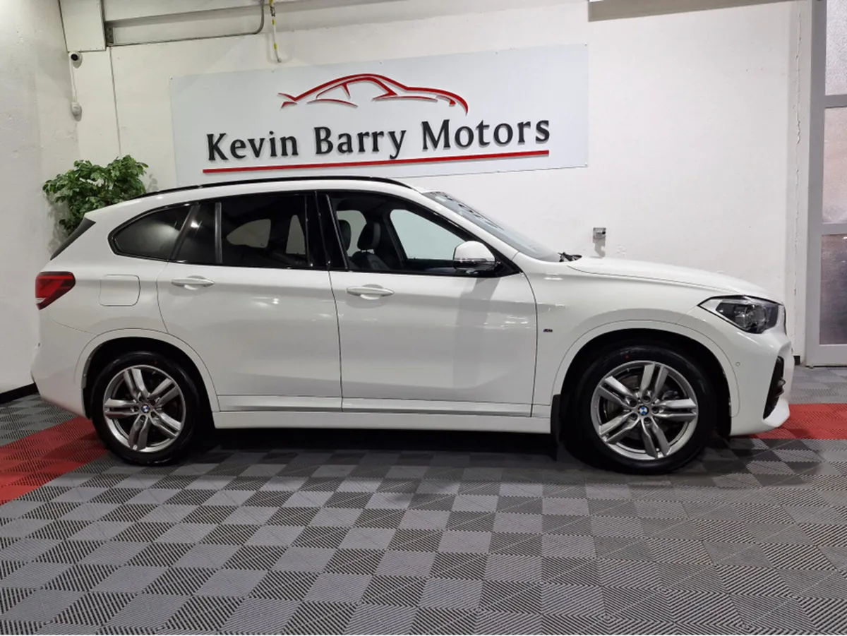 BMW X1 25E M SPORT (PLUG IN HYBRID) X-DRIVE AUTOMA - Image 4