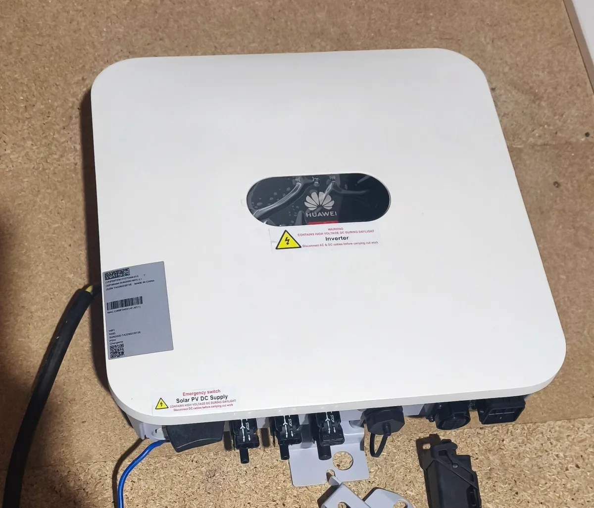 Huawei SUN2000-4KTL-L1 Solar Inverter - Image 1