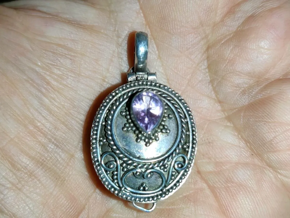 AMETHYST OVAL PILL BOX, 925 Silver Large Pendant ! - Image 2