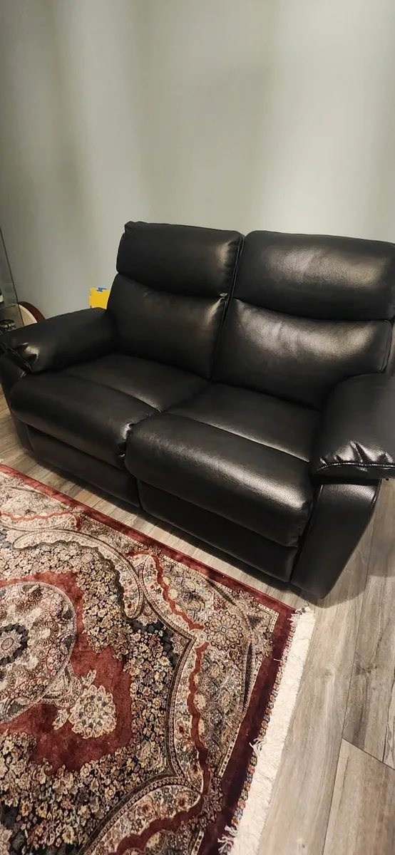 Black Leather Reclining Couches - Image 2