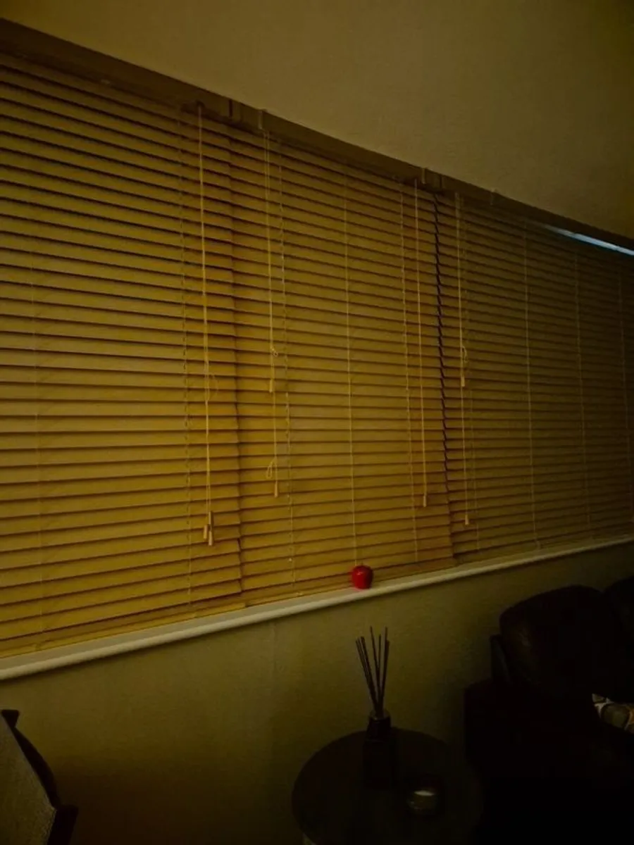 Wooden colour venetian blinds - Image 3