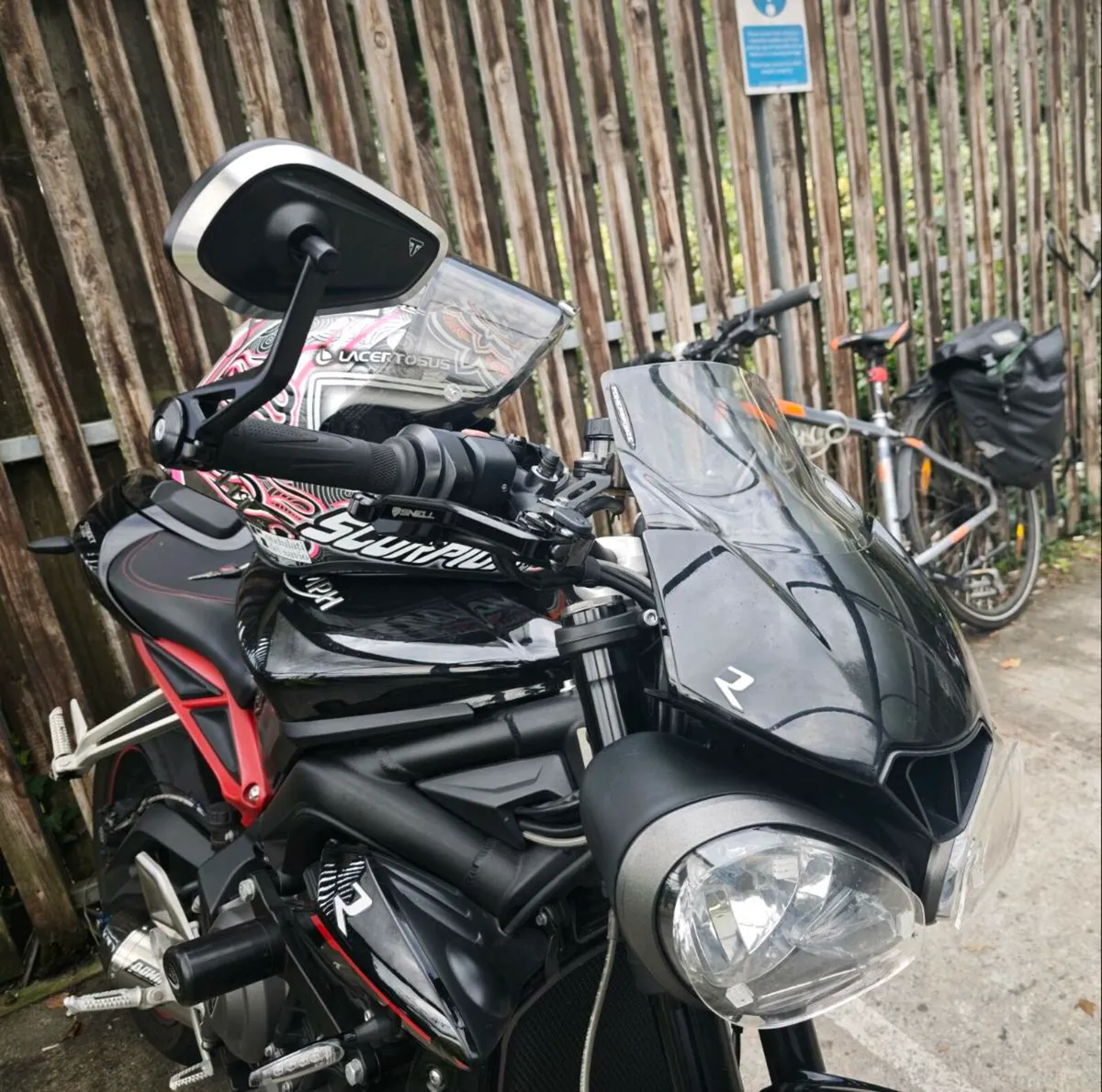 Triumph Street Triple 765 - Image 2