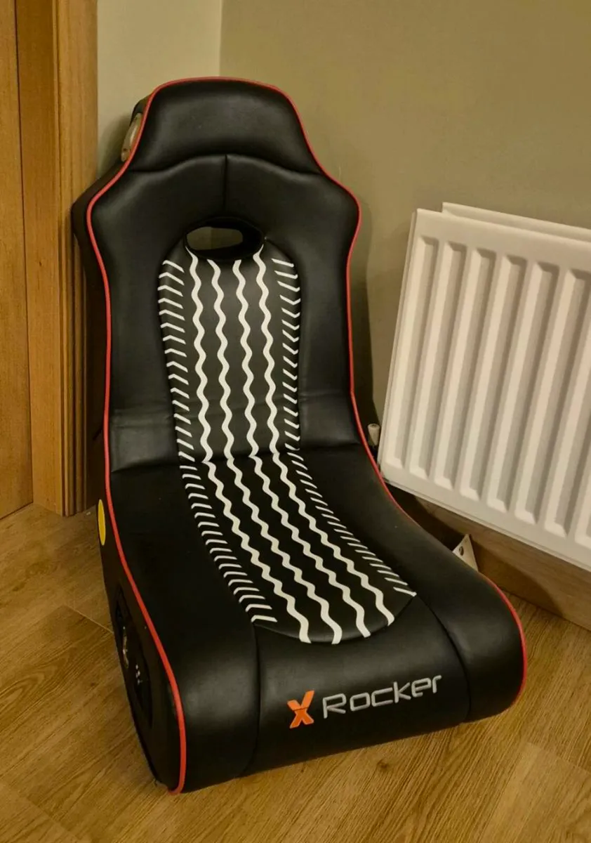 Gaming chair - Image 1