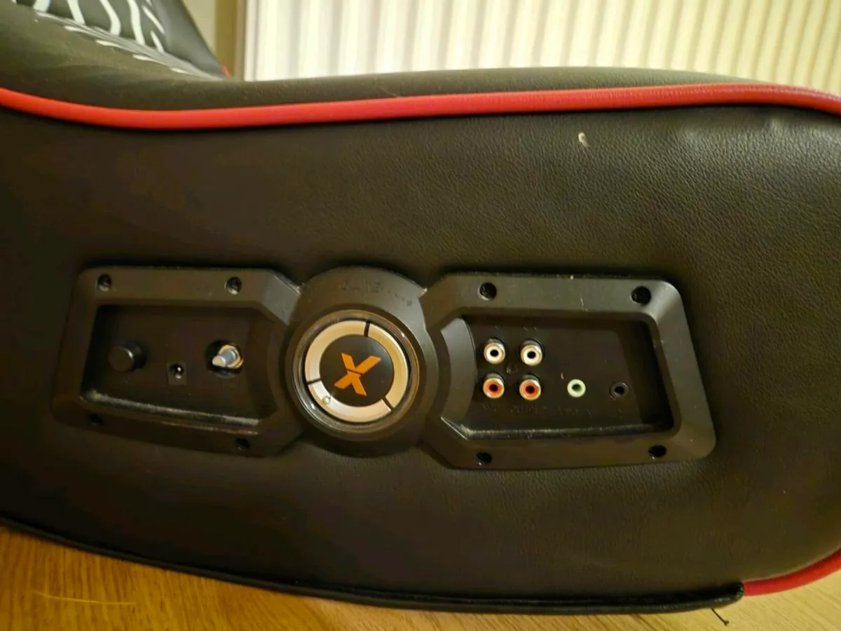 Gaming chair - Image 4