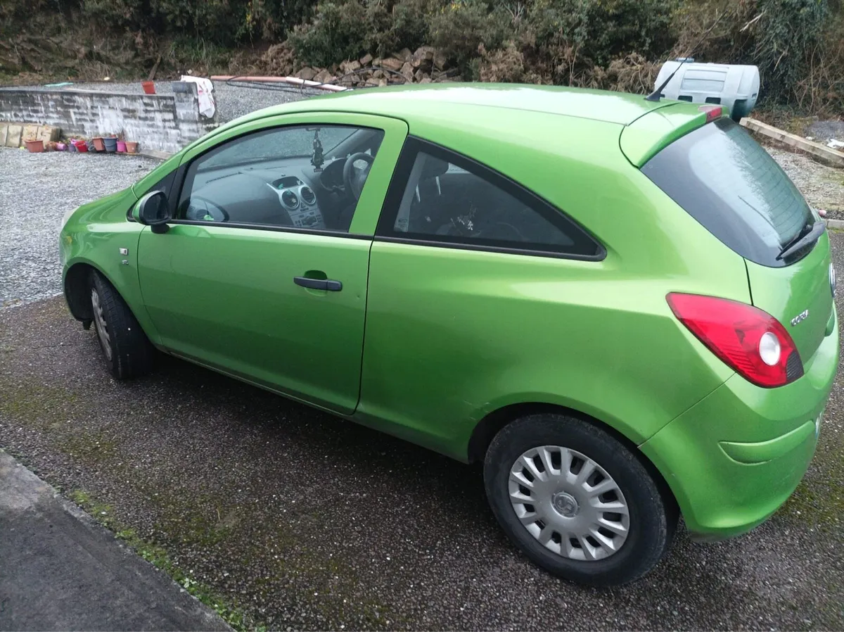 Vauxhall Corsa - Image 2