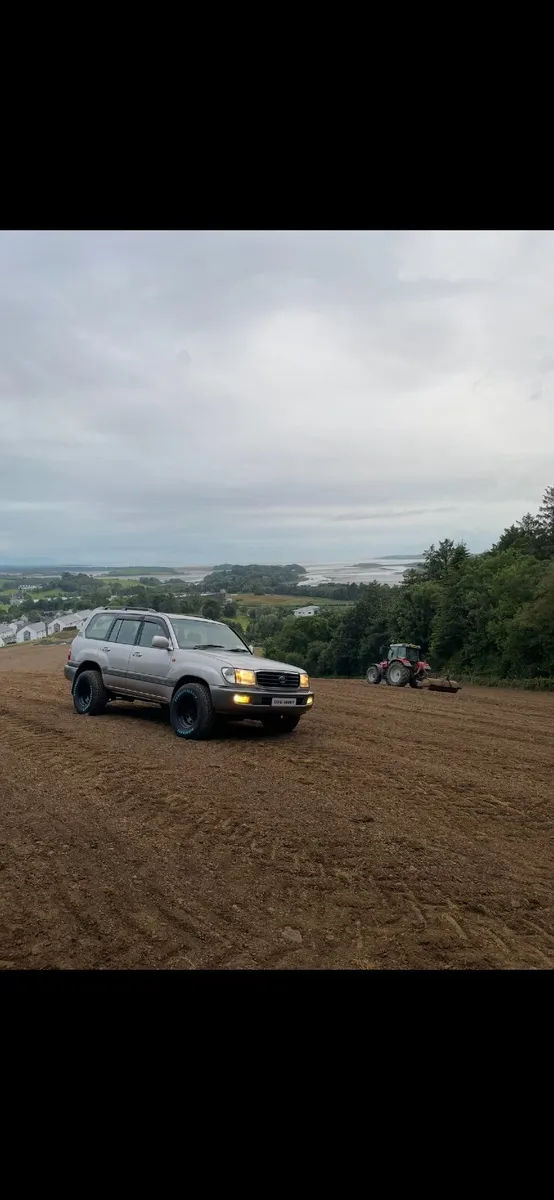 Toyota Land Cruiser 2000 - Image 2