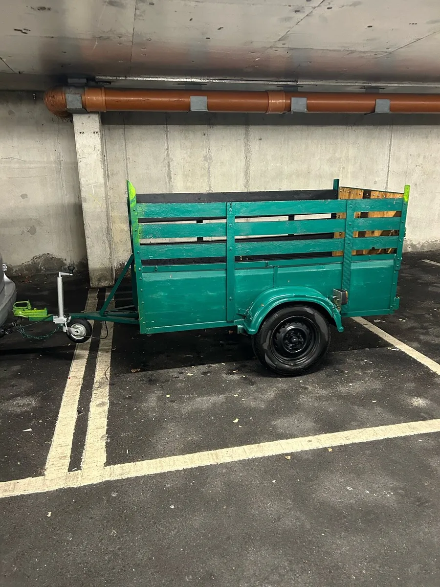 6”5 x4”2 ft larch timber car trailer: mint co - Image 1