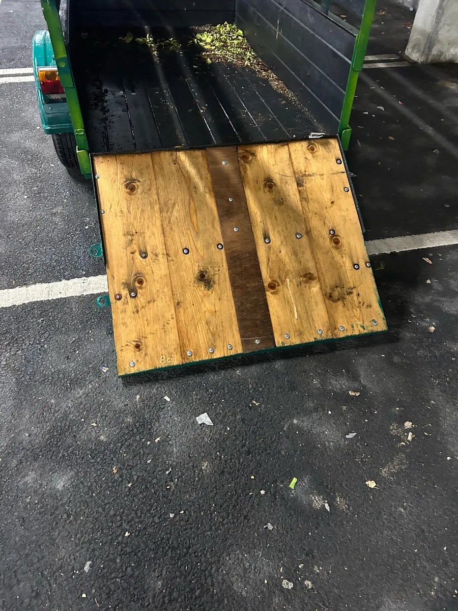 6”5 x4”2 ft larch timber car trailer: mint co - Image 2