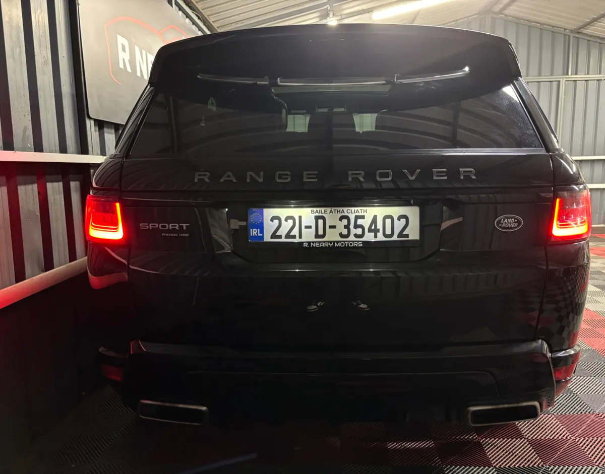 2022 221D Land Rover Range Rover Sport P400 HSE - Image 2