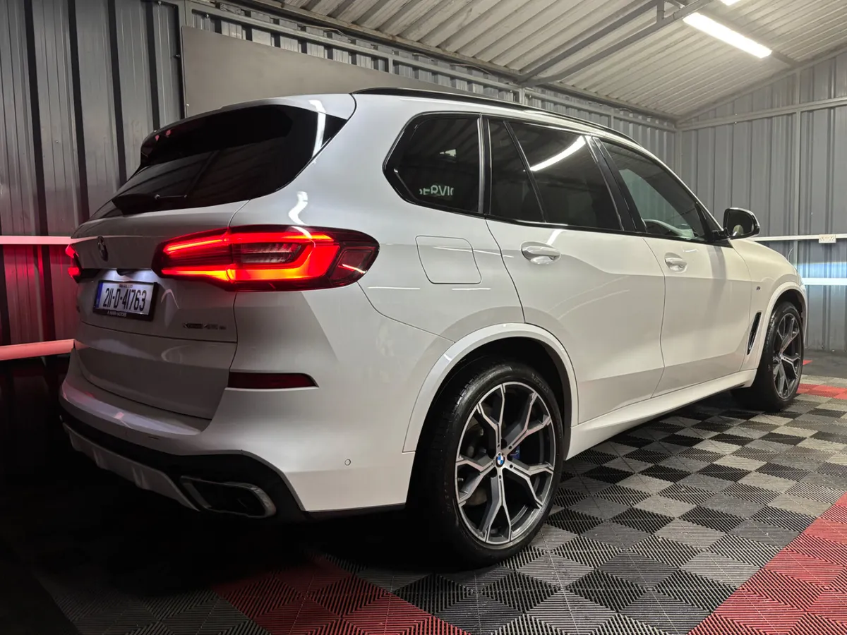 2021 BMW X5 45e M-Sport Plus model Auto - Image 3