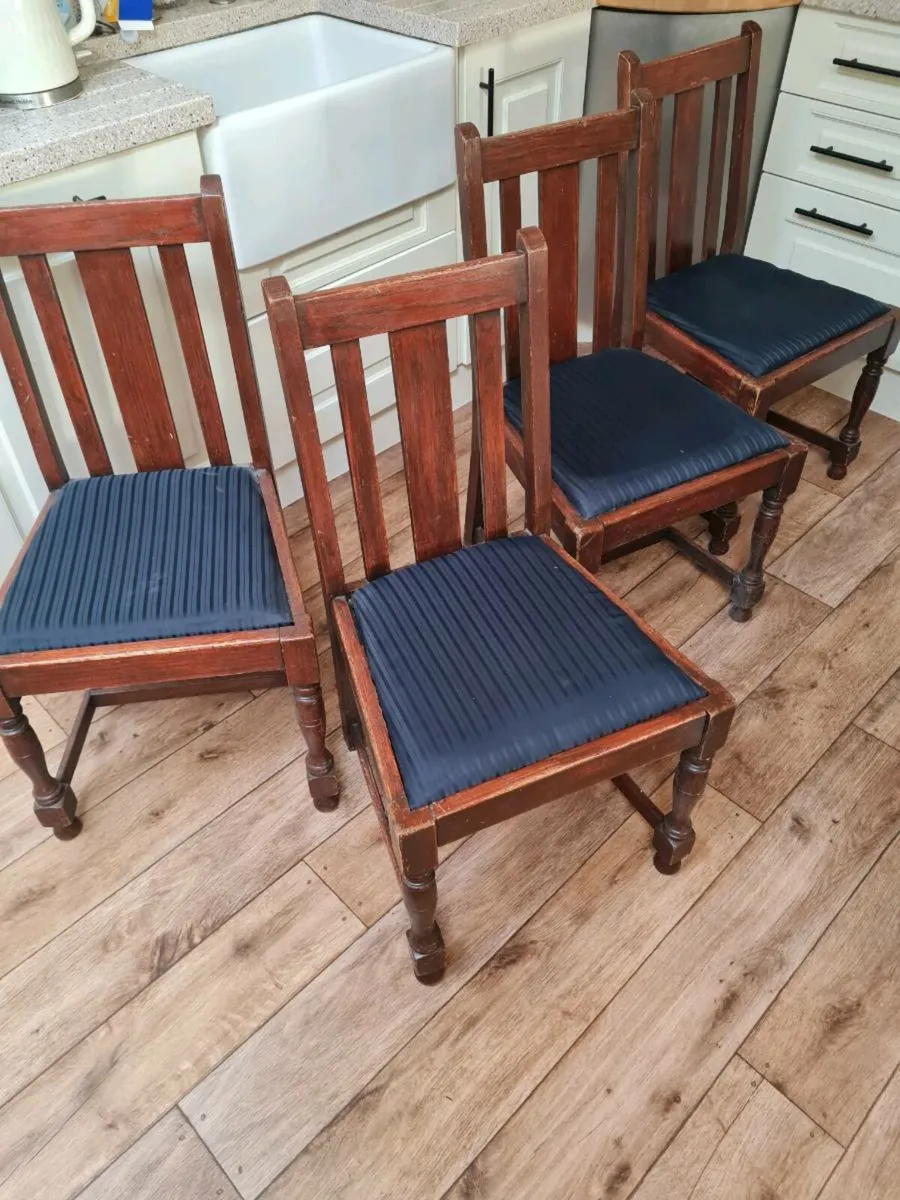 Antiquee dining chairs Set of 4 - Image 1