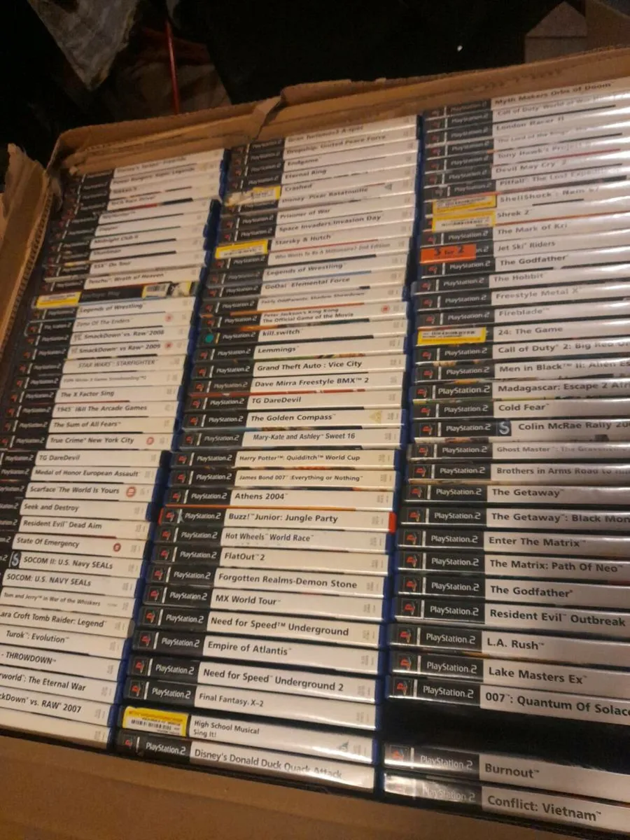 PLAYSTATION 2 GAMES. SELECTION OF 71 GAMES.