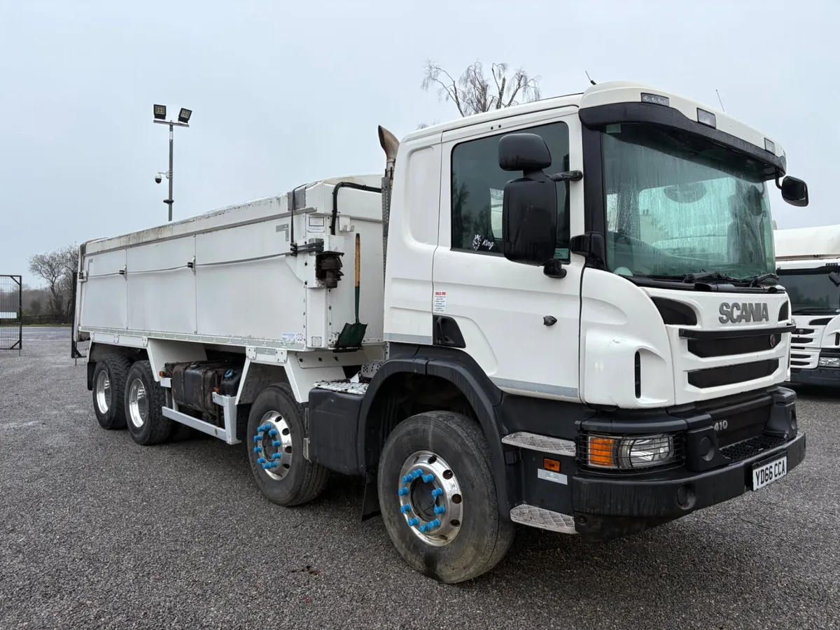 2016 Scania P410 8x4 Tar spec Tipper - Image 3