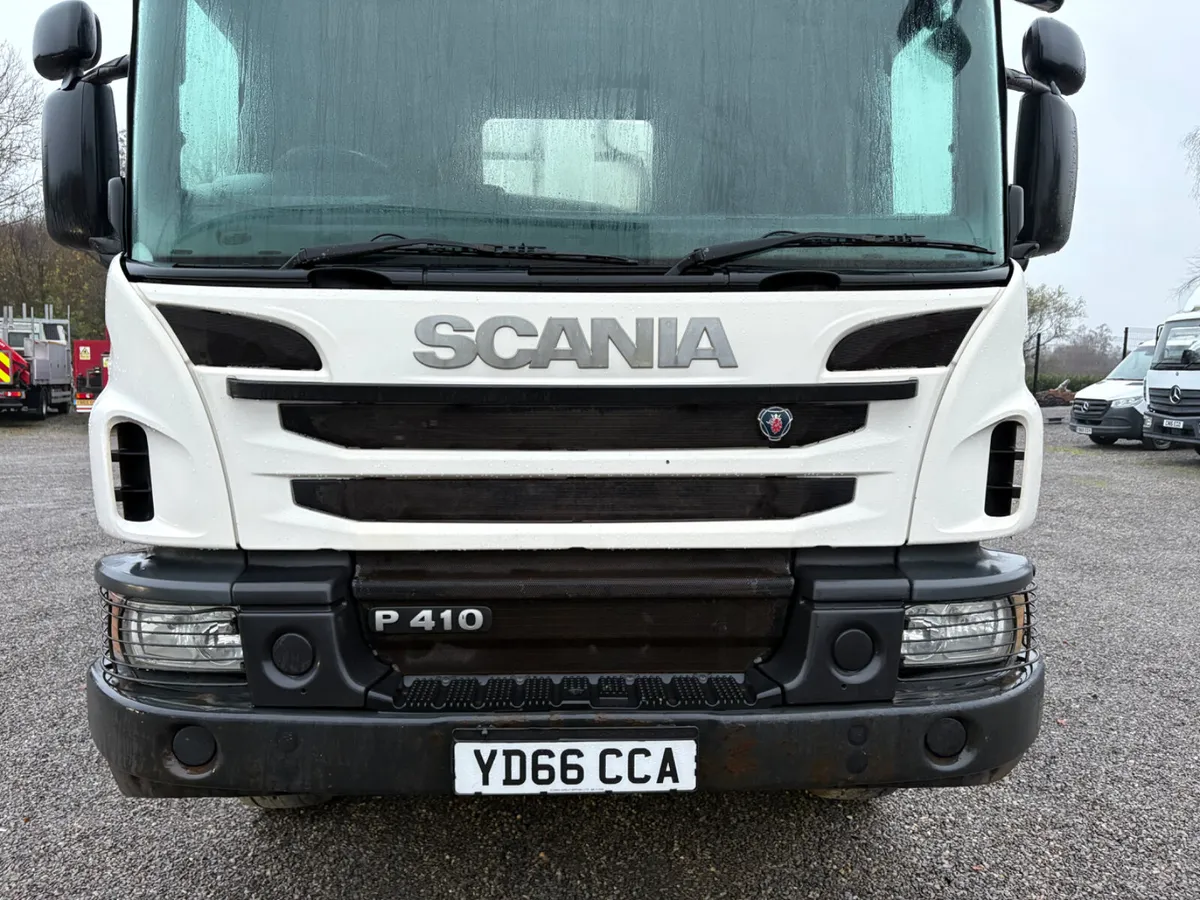 2016 Scania P410 8x4 Tar spec Tipper - Image 2