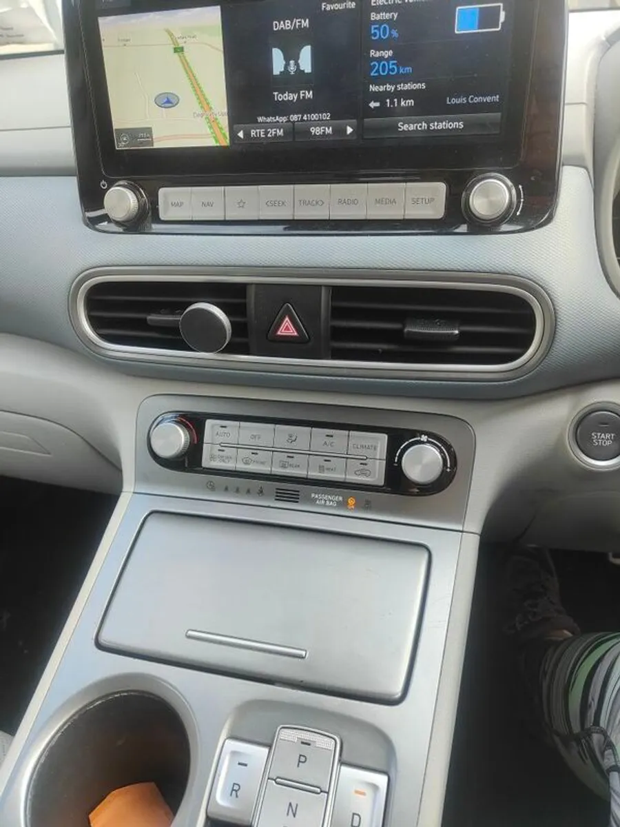 2021 Electric Hyundai Kona - Image 3