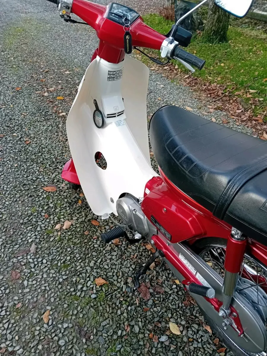 Motorcycle - Image 4