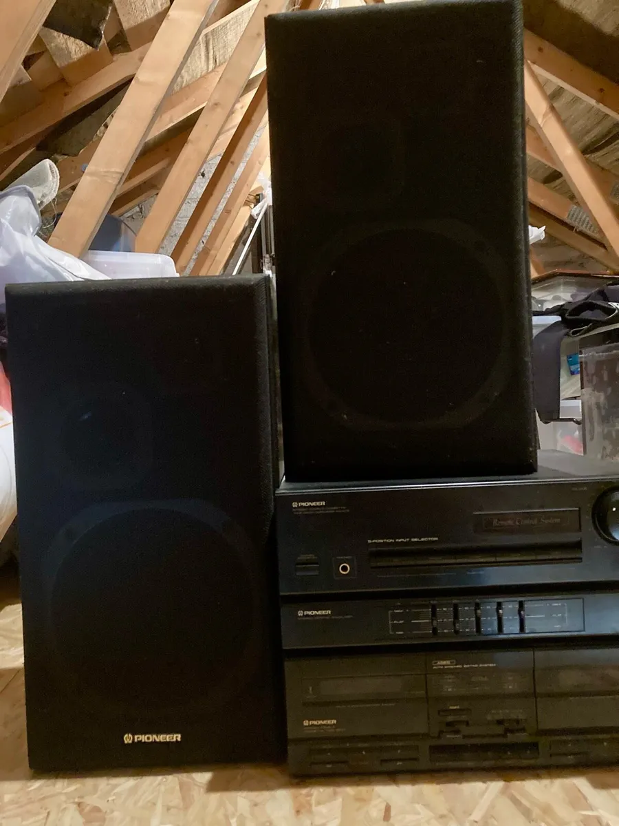 Pioneer Stereo System with twin cassette deck - Image 2