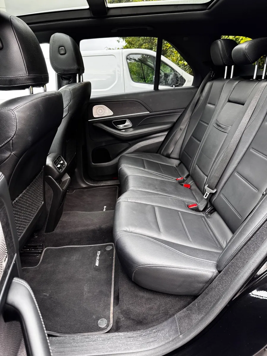 Mercedes Benz GLE - N1 5 seater crew cab - Image 4