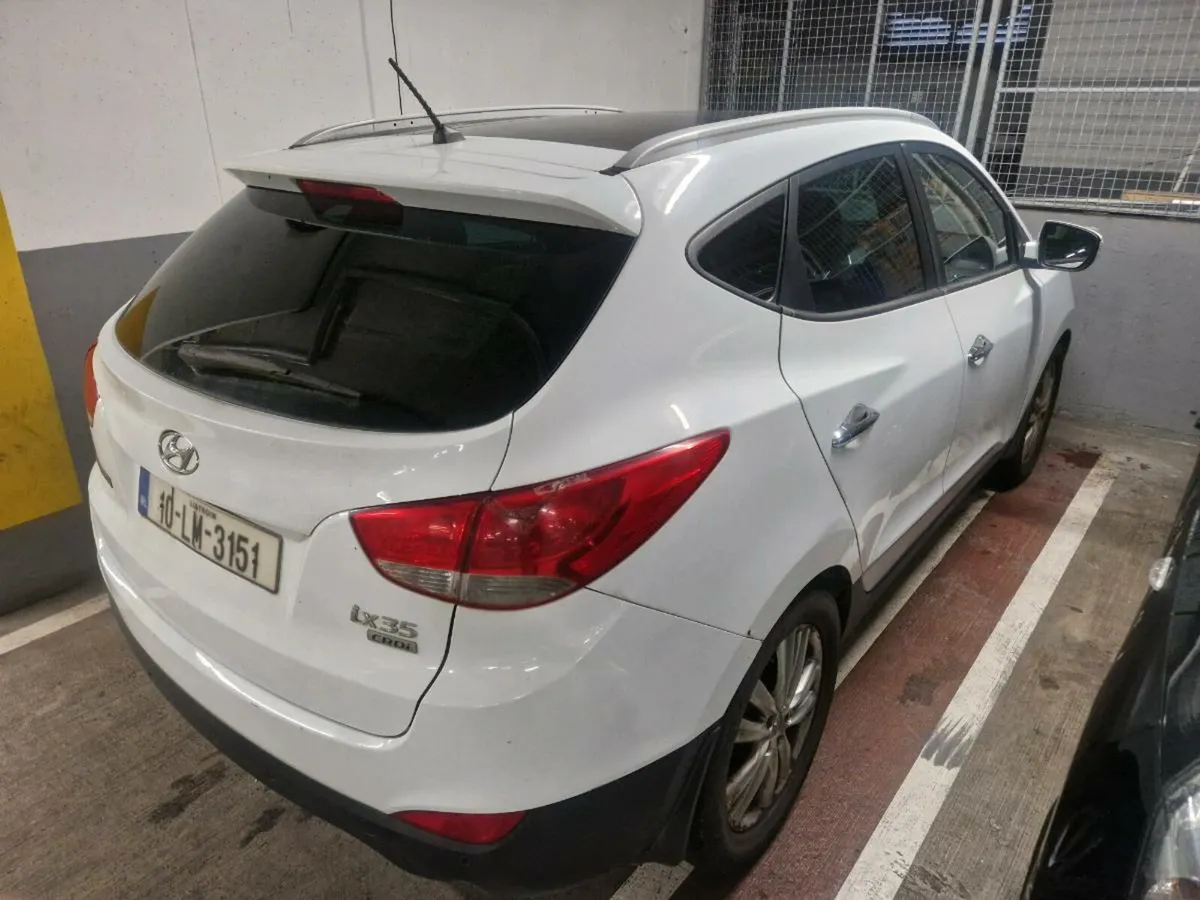 Hyundai ix35 and Ford focus - Image 2