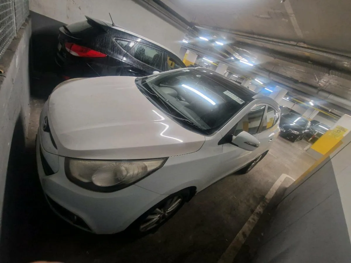 Hyundai ix35 and Ford focus - Image 4