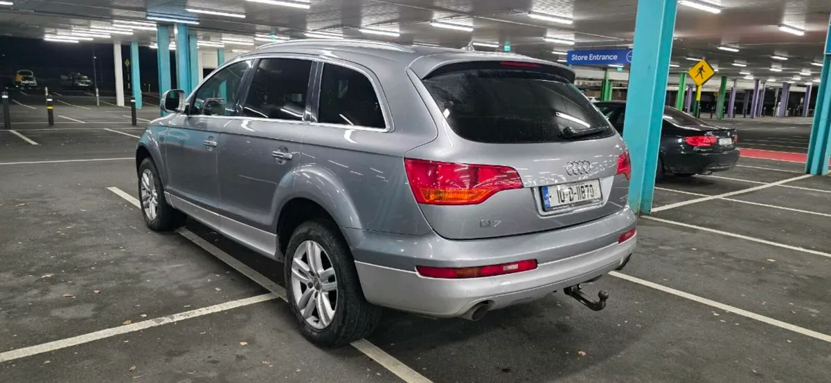 Audi Q7 - Image 4
