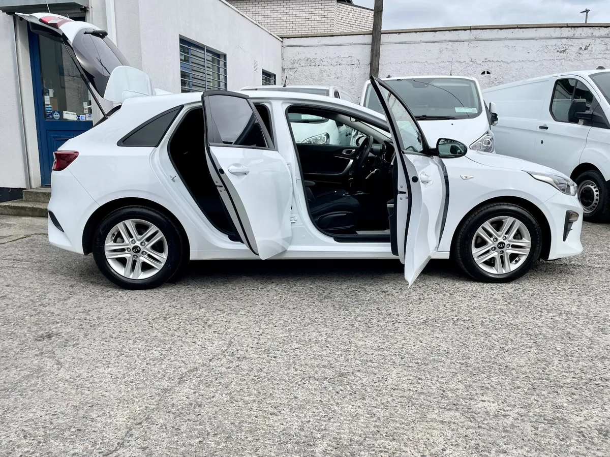 Kia Ceed K2 1.6 Diesel 2 Seat Commercial Van,2021 - Image 3