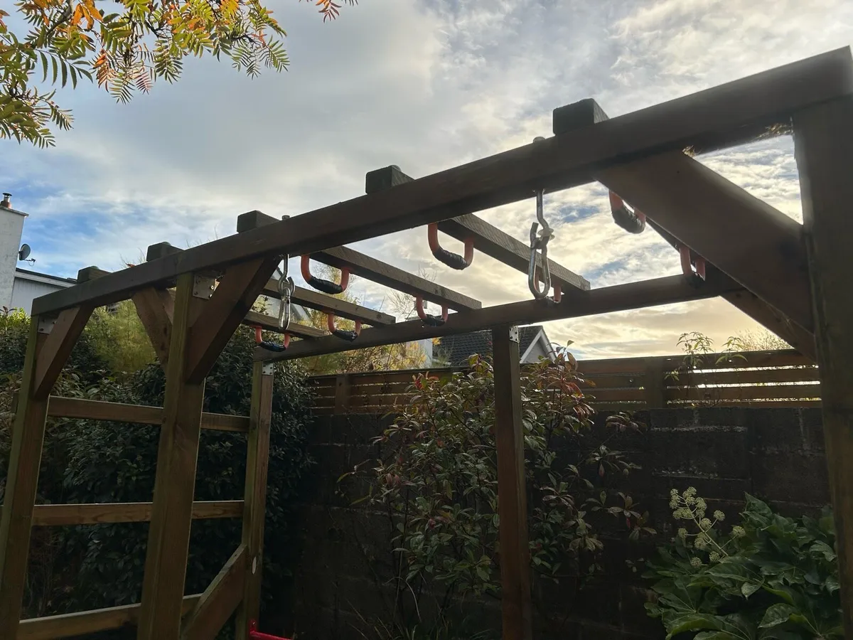 Climbing Frame - Image 2