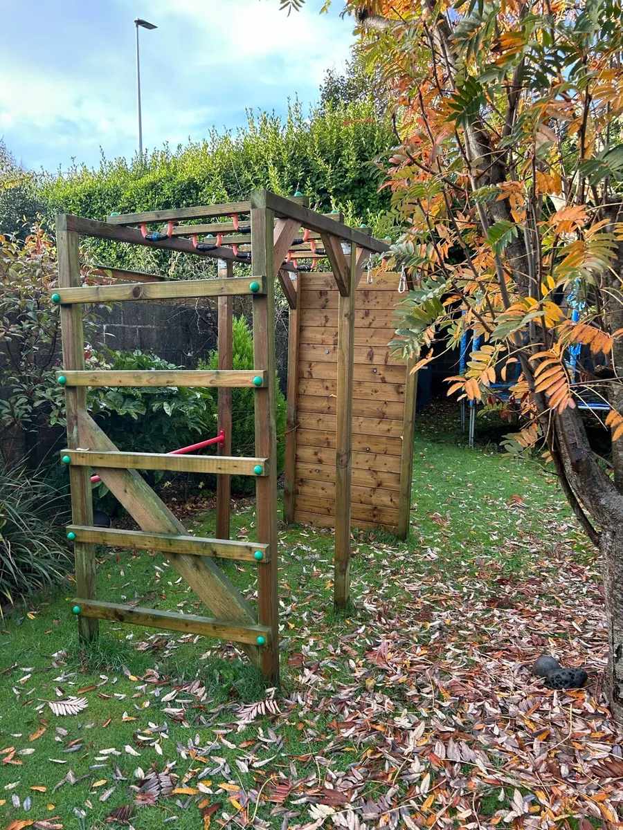 Climbing Frame - Image 1
