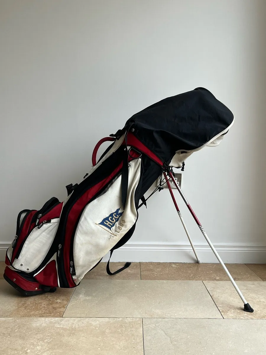 Titleist Carry Bag - Image 1