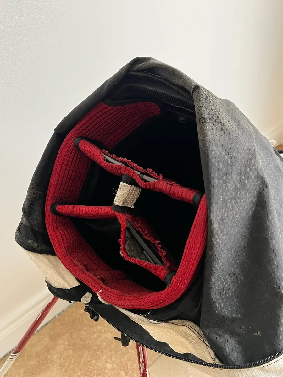 Titleist Carry Bag - Image 3
