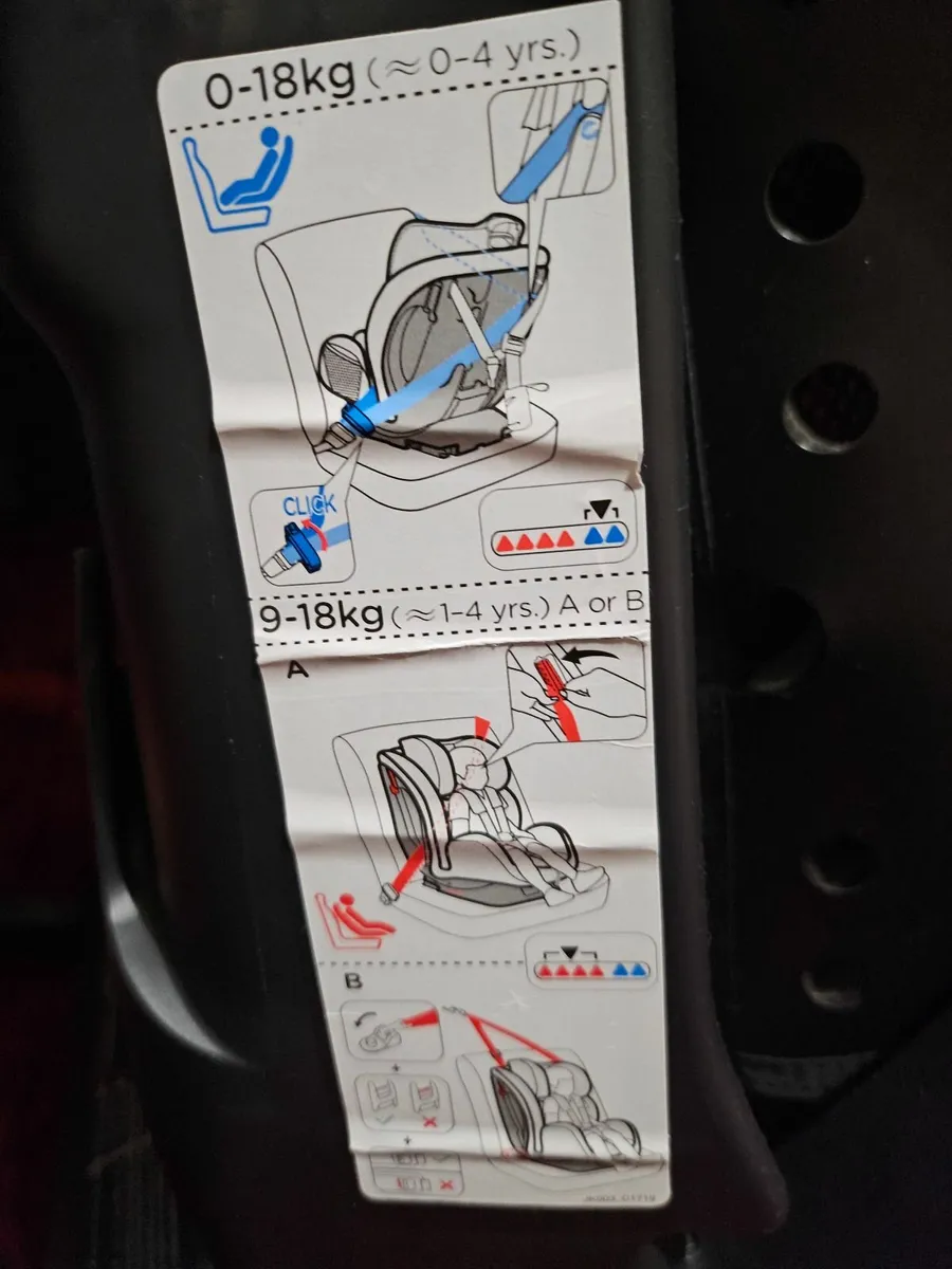 Car seat - Image 3