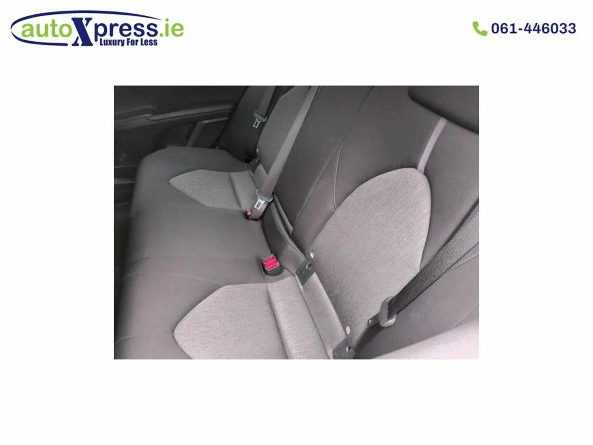 Toyota Camry Hybrid G Automatic - Image 4