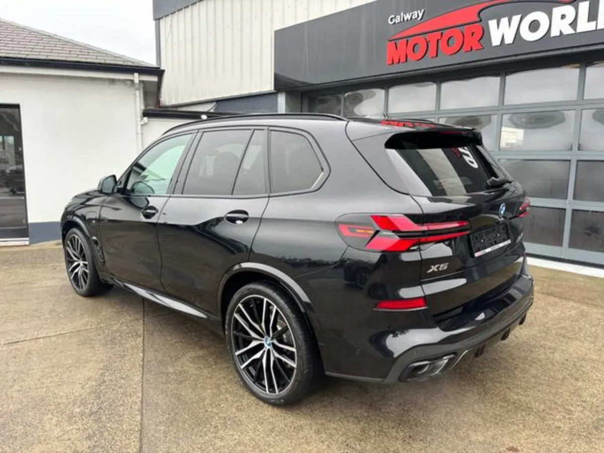 BMW X5 X DRIVE 50E M SPORT PRO & TECH PACK - Image 2