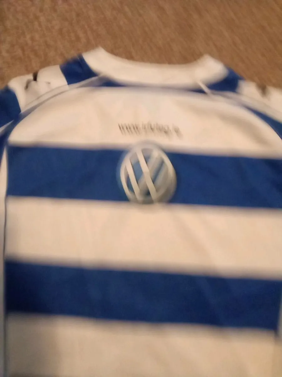 RUGBY.   JERSEY. .  SIZE. LARGE - Image 2