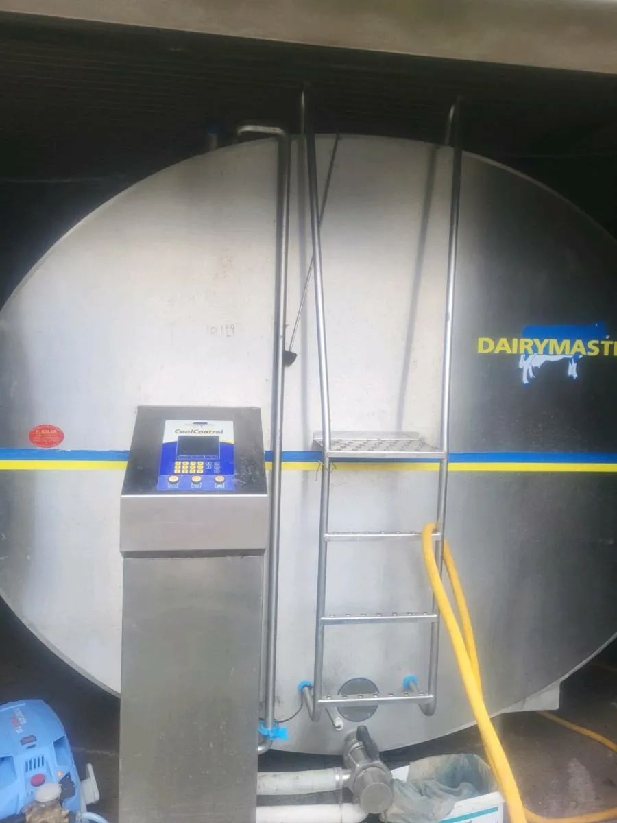 bulk tank - Image 1