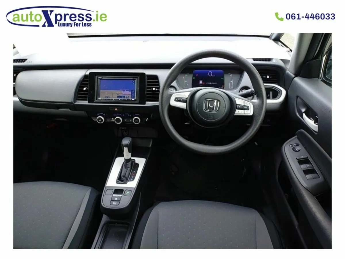 Honda Fit 1.5 Automatic, Reversing camera - Image 2