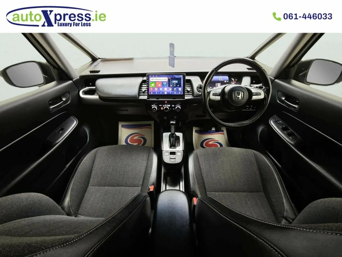 Honda Fit 1.5 E:HEV BASIC Automatic, Reversing cam - Image 2