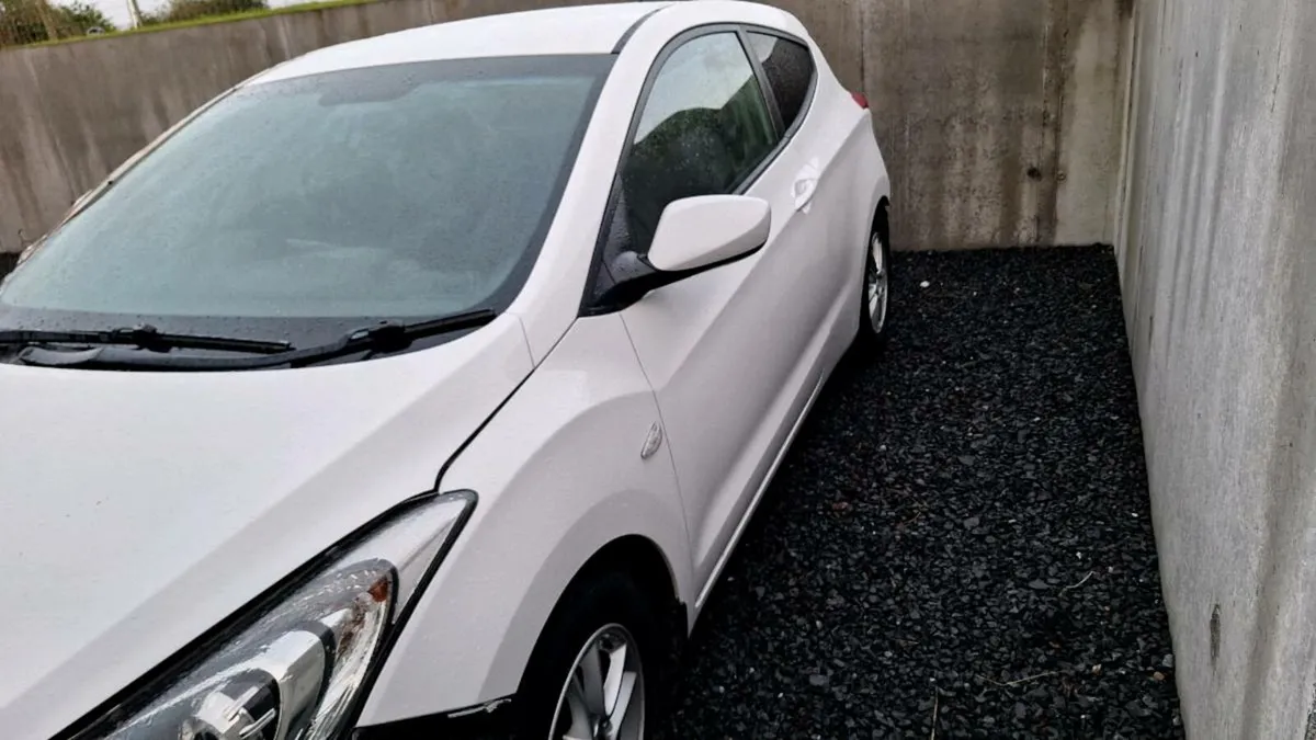 Hyundai i30 2015 - Image 1