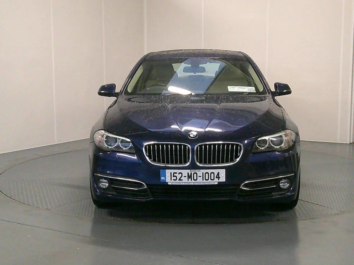 BMW 5-Series 2015 - Image 2