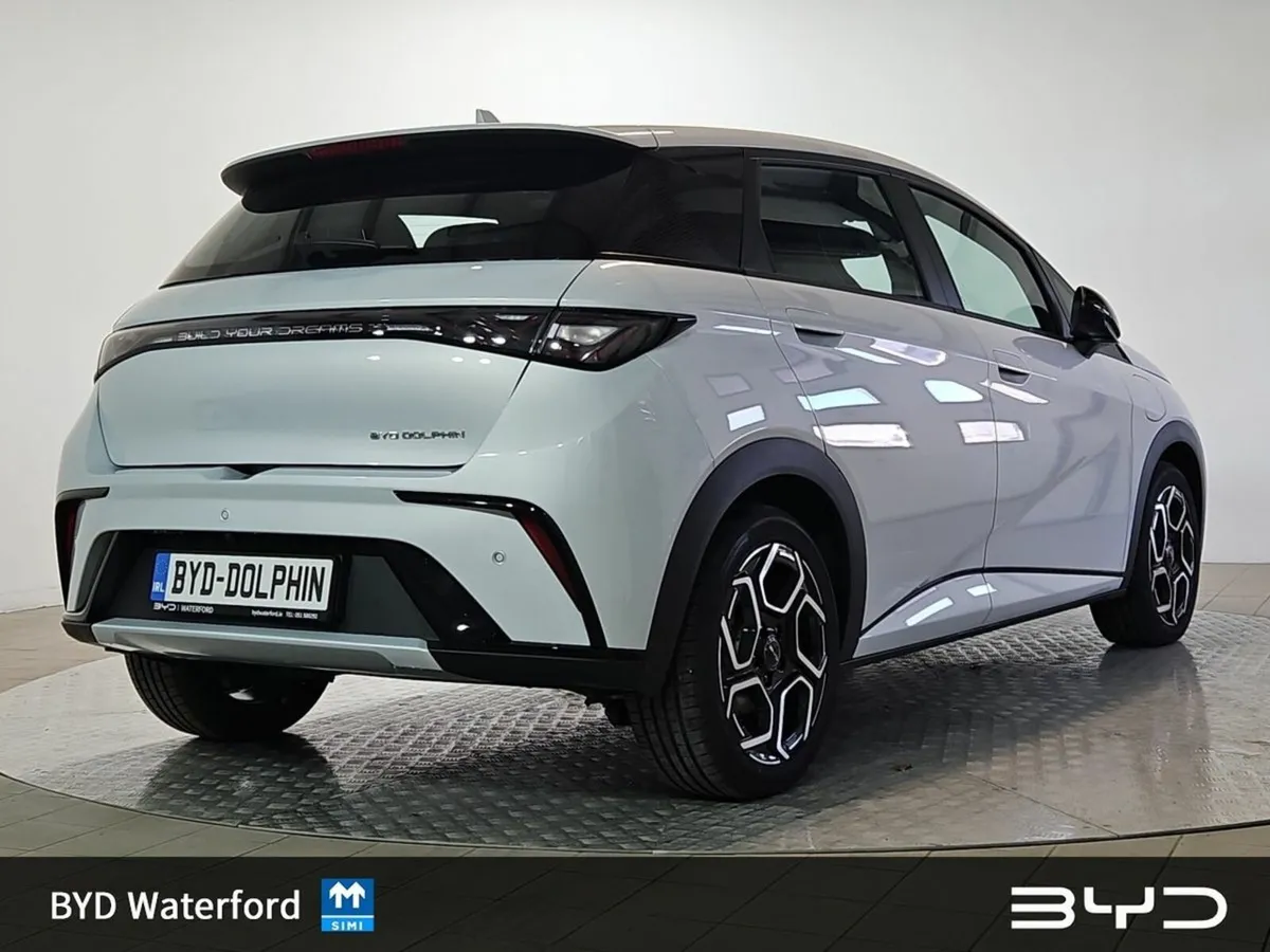 BYD DOLPHIN **EX DEMO** Comfort - 60KWh 204HP, up - Image 4