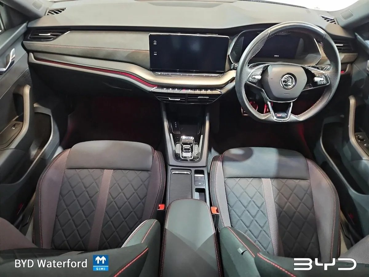 Skoda Octavia RS 2.0TDI 200HP DSG - Dual Climate C - Image 3