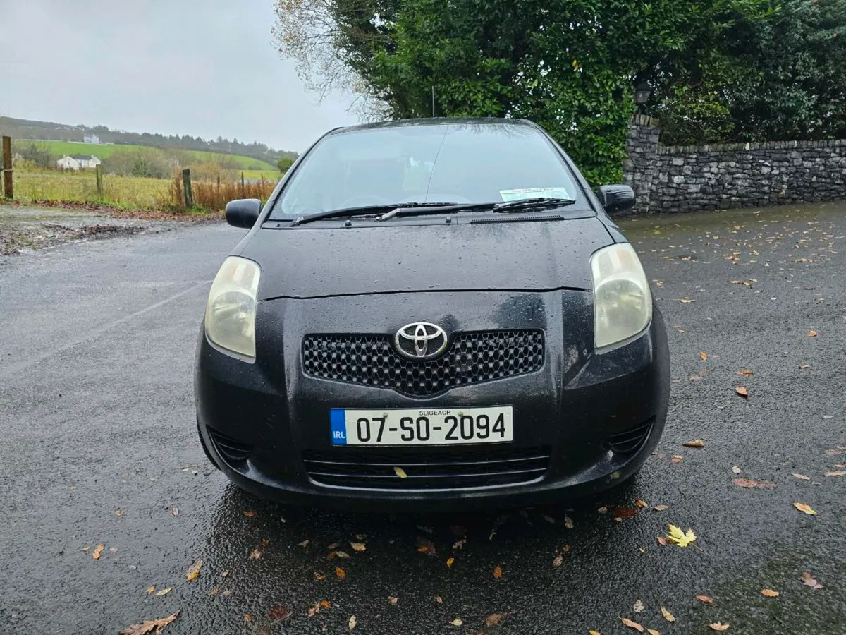 2007 Toyota Yaris - Image 2